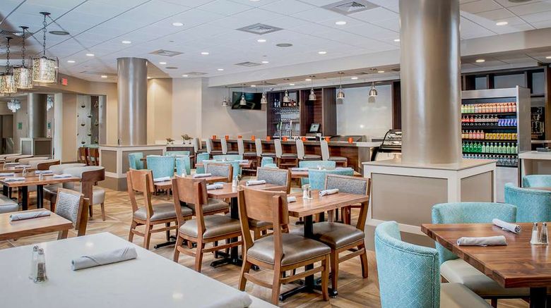 <b>Doubletree Hotel West Palm Beach Airport Restaurant</b>. Images powered by <a href="https://iceportal.shijigroup.com/" title="IcePortal" target="_blank">IcePortal</a>.