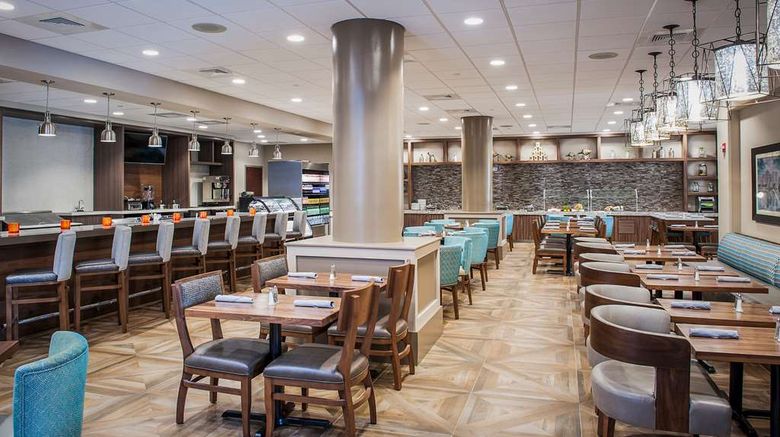 <b>Doubletree Hotel West Palm Beach Airport Restaurant</b>. Images powered by <a href="https://iceportal.shijigroup.com/" title="IcePortal" target="_blank">IcePortal</a>.