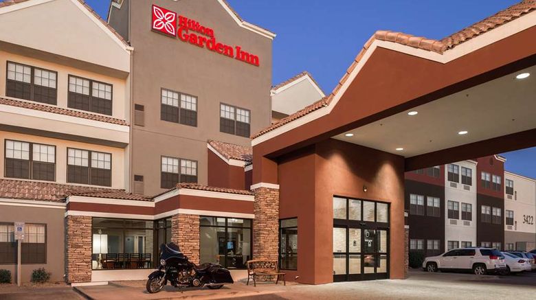<b>Hilton Garden Inn Phoenix Airport Exterior</b>. Images powered by <a href="https://iceportal.shijigroup.com/" title="IcePortal" target="_blank">IcePortal</a>.