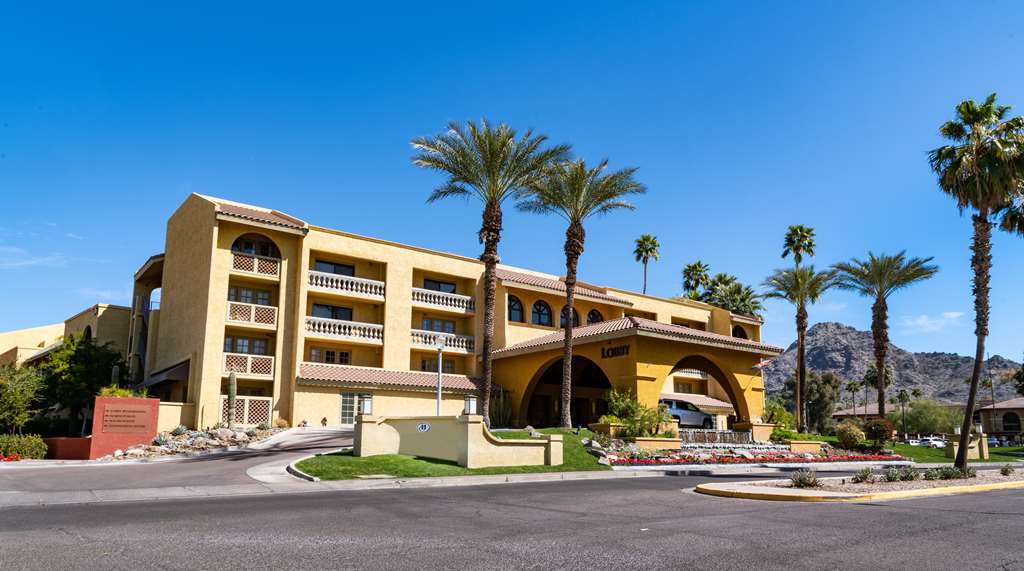 Hilton Phoenix Resort at the Peak- First Class Phoenix, AZ Hotels