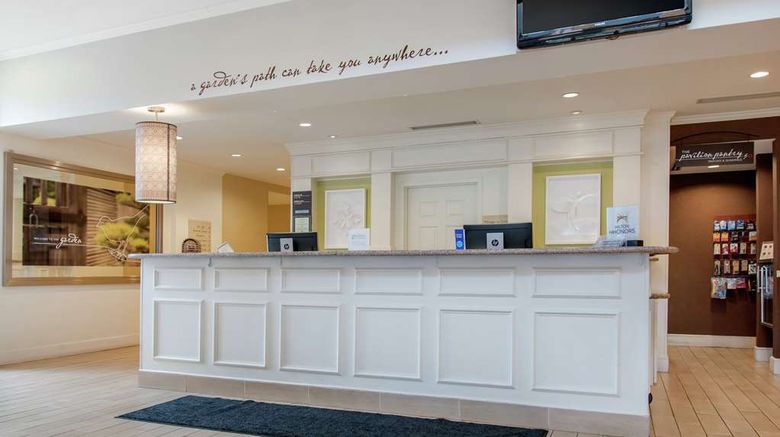 <b>Hilton Garden Inn Airport Lobby</b>. Images powered by <a href="https://iceportal.shijigroup.com/" title="IcePortal" target="_blank">IcePortal</a>.
