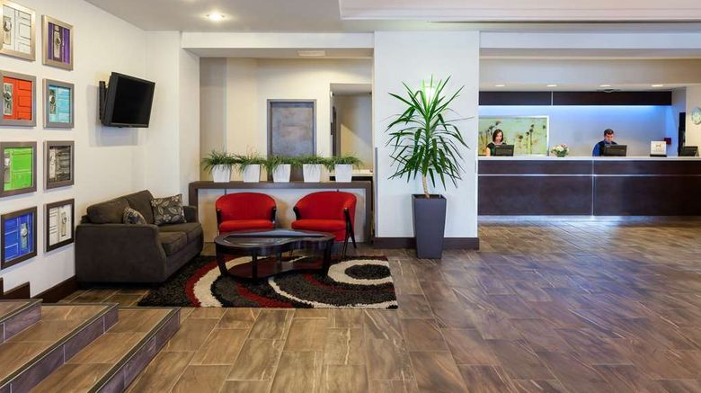 <b>Hilton Saint John Lobby</b>. Images powered by <a href="https://iceportal.shijigroup.com/" title="IcePortal" target="_blank">IcePortal</a>.
