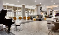 Doubletree Hotel at Warren Place