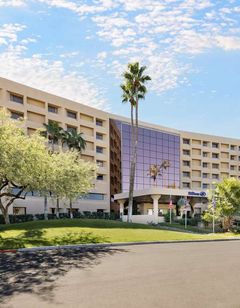 Hilton Tucson East