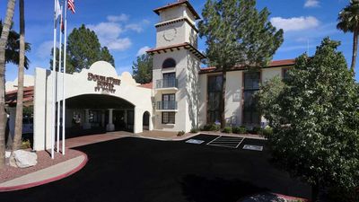 DoubleTree Suites by Hilton Tucson Arpt