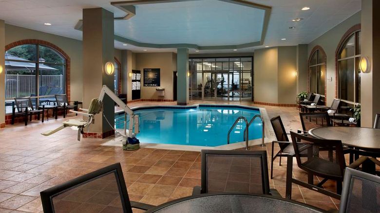 <b>Embassy Suites by Hilton Dulles Airport Pool</b>. Images powered by <a href="https://iceportal.shijigroup.com/" title="IcePortal" target="_blank">IcePortal</a>.