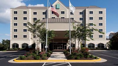 Embassy Suites by Hilton Dulles Airport
