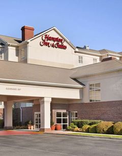 Hampton Inn & Suites