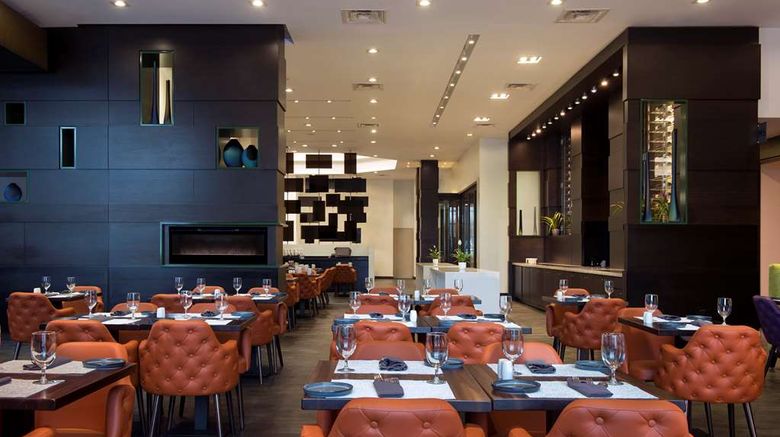 <b>Hilton Suites Toronto/Markham Conf Ctr Restaurant</b>. Images powered by <a href="https://iceportal.shijigroup.com/" title="IcePortal" target="_blank">IcePortal</a>.