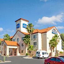 Baymont Inn & Suites Tucson Airport