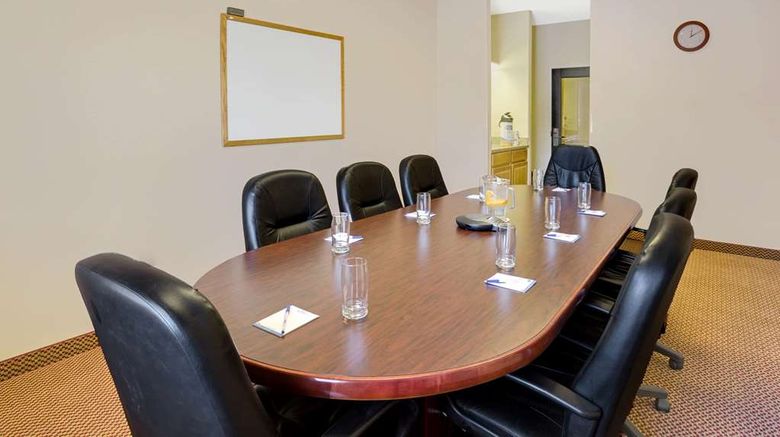 <b>Baymont Inn & Suites Tucson Airport Meeting</b>. Images powered by <a href="https://iceportal.shijigroup.com/" title="IcePortal" target="_blank">IcePortal</a>.