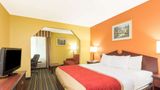 Baymont Inn & Suites Cordele Room