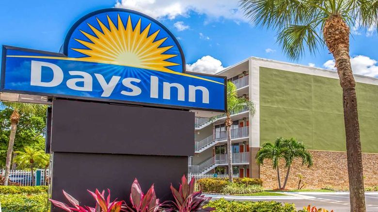 Days Inn by Wyndham Airport Cruise Port Exterior. Images powered by <a href="https://iceportal.shijigroup.com" target="_blank" rel="noopener">Ice Portal</a>.
