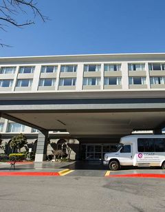 Coast Gateway Hotel