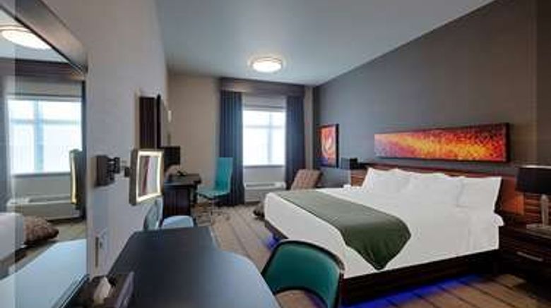 <b>Hotel Clique Calgary Airport Room</b>. Images powered by <a href="https://iceportal.shijigroup.com/" title="IcePortal" target="_blank">IcePortal</a>.