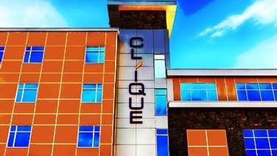 Hotel Clique Calgary Airport