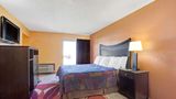 Days Inn & Suites Tampa Near Ybor City Room