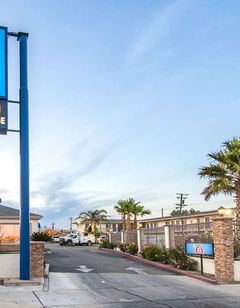 Motel 6 Mojave Airport