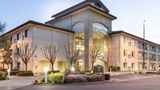DoubleTree Hotel Ontario Airport Exterior