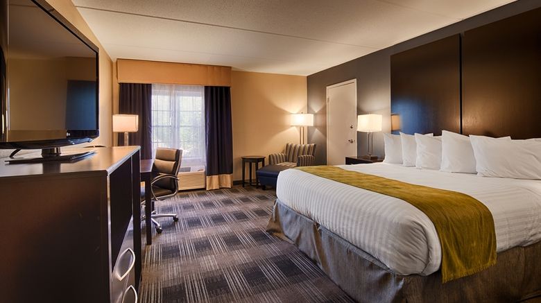 <b>Best Western Hartford Hotel & Suites Room</b>. Images powered by <a href="https://iceportal.shijigroup.com/" title="IcePortal" target="_blank">IcePortal</a>.