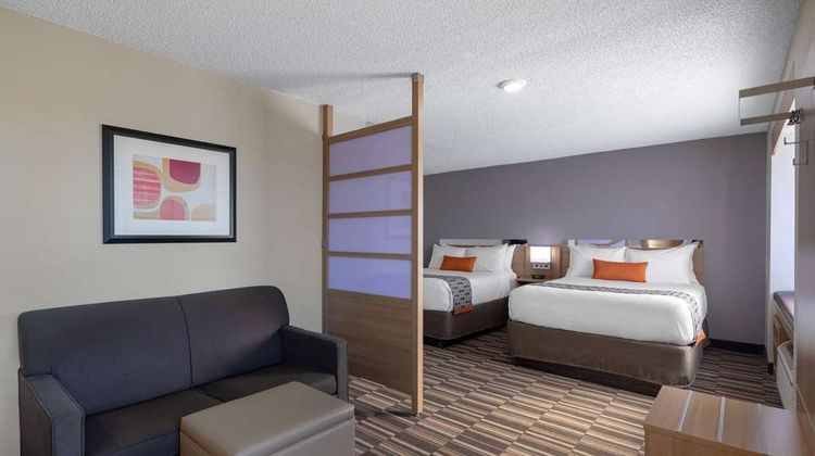 Microtel Inn & Suites Florence Room