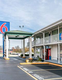 Motel 6 Somerset