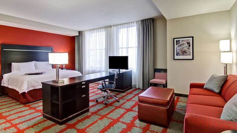 <b>Hampton Inn & Suites Cincinnati-Downtown Room</b>. Images powered by <a href=https://www.travelagewest.com/Hotels/Cincinnati/