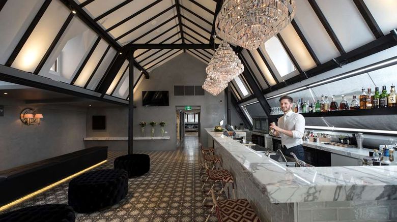 <b>Mayfair Hotel Restaurant</b>. Images powered by <a href="https://iceportal.shijigroup.com/" title="IcePortal" target="_blank">IcePortal</a>.