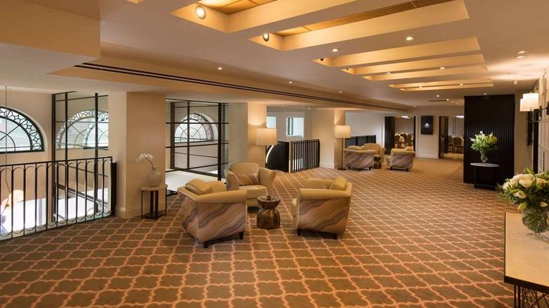 <b>Mayfair Hotel Meeting</b>. Images powered by <a href="https://iceportal.shijigroup.com/" title="IcePortal" target="_blank">IcePortal</a>.