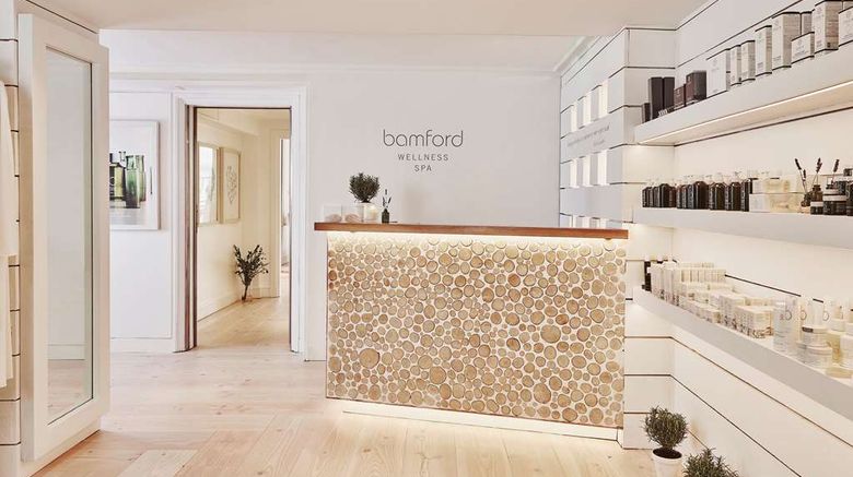 <b>The Berkeley Spa</b>. Images powered by <a href="https://iceportal.shijigroup.com/" title="IcePortal" target="_blank">IcePortal</a>.