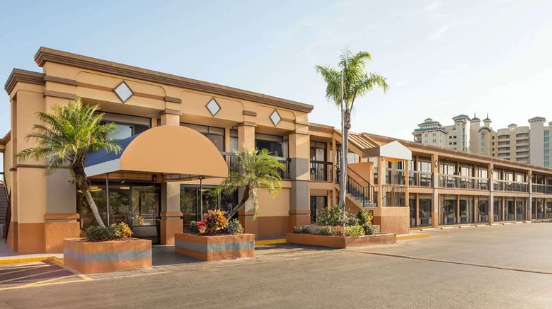 <b>Travelodge Fort Myers North Exterior</b>. Images powered by <a href="https://iceportal.shijigroup.com/" title="IcePortal" target="_blank">IcePortal</a>.