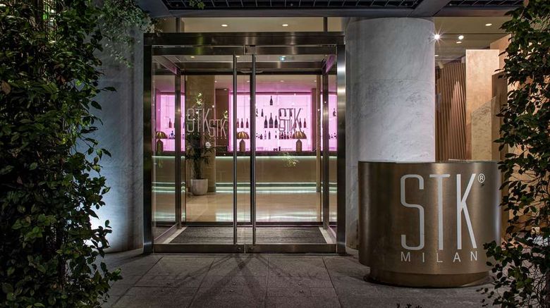 <b>ME Milan Il Duca Restaurant</b>. Images powered by <a href="https://iceportal.shijigroup.com/" title="IcePortal" target="_blank">IcePortal</a>.