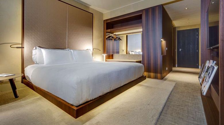 <b>ME Milan Il Duca Room</b>. Images powered by <a href="https://iceportal.shijigroup.com/" title="IcePortal" target="_blank">IcePortal</a>.