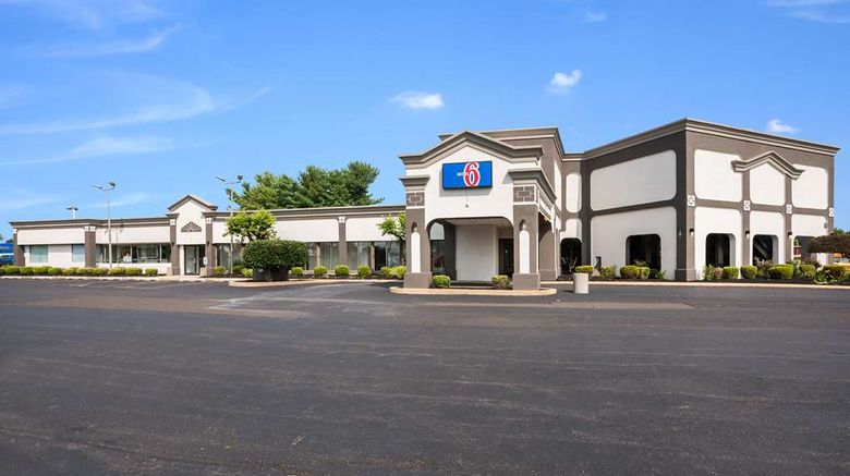 <b>Motel 6 Philadelphia Northeast Exterior</b>. Images powered by <a href="https://iceportal.shijigroup.com/" title="IcePortal" target="_blank">IcePortal</a>.