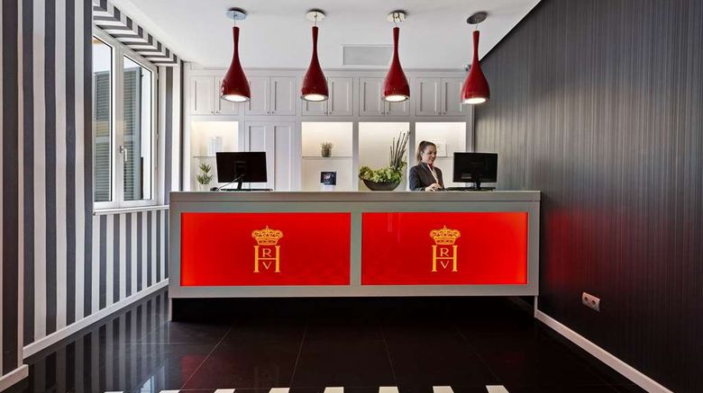 <b>Catalonia Reina Victoria Lobby</b>. Images powered by <a href="https://iceportal.shijigroup.com/" title="IcePortal" target="_blank">IcePortal</a>.