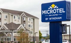 Microtel Inn & Suites by Wyndham Altoona