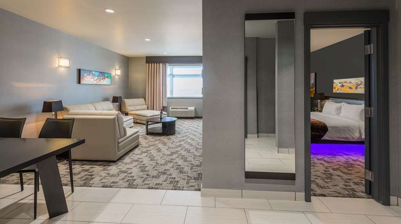 <b>Applause Hotel by Clique Calgary Airport Suite</b>. Images powered by <a href="https://iceportal.shijigroup.com/" title="IcePortal" target="_blank">IcePortal</a>.