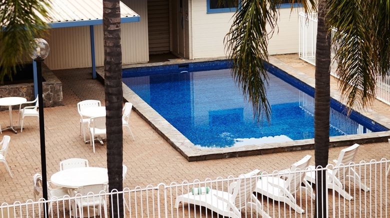<b>Royal Coach Motor Inn Pool</b>. Images powered by <a href="https://iceportal.shijigroup.com/" title="IcePortal" target="_blank">IcePortal</a>.