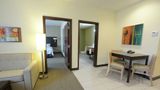 Home2 Suites by Hilton Edmond Room