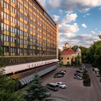 Dnister Premier Hotel