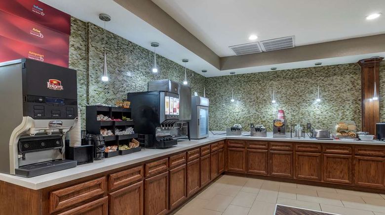 <b>Best Western Plus Galveston Suites Restaurant</b>. Images powered by <a href="https://iceportal.shijigroup.com/" title="IcePortal" target="_blank">IcePortal</a>.