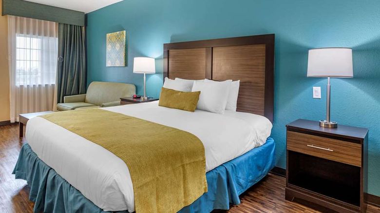 <b>Best Western Plus Galveston Suites Suite</b>. Images powered by <a href="https://iceportal.shijigroup.com/" title="IcePortal" target="_blank">IcePortal</a>.