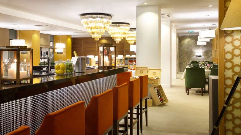 <b>Doubletree by Hilton Kazan City Center Lobby</b>. Images powered by <a href="https://iceportal.shijigroup.com/" title="IcePortal" target="_blank">IcePortal</a>.