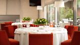 <b>Doubletree by Hilton Kazan City Center Meeting</b>. Images powered by <a href="https://iceportal.shijigroup.com/" title="IcePortal" target="_blank">IcePortal</a>.
