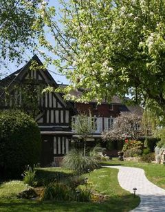 Auberge De La Source - Hotel de Charme