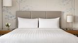 Shangri-La Hotel Sydney Suite