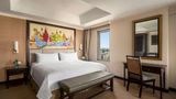 <b>Sule Shangri-La, Yangon Suite</b>. Images powered by <a href="https://iceportal.shijigroup.com/" title="IcePortal" target="_blank">IcePortal</a>.