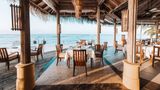 <b>Shangri-La's Villingili Resort and Spa Restaurant</b>. Images powered by <a href="https://iceportal.shijigroup.com/" title="IcePortal" target="_blank">IcePortal</a>.