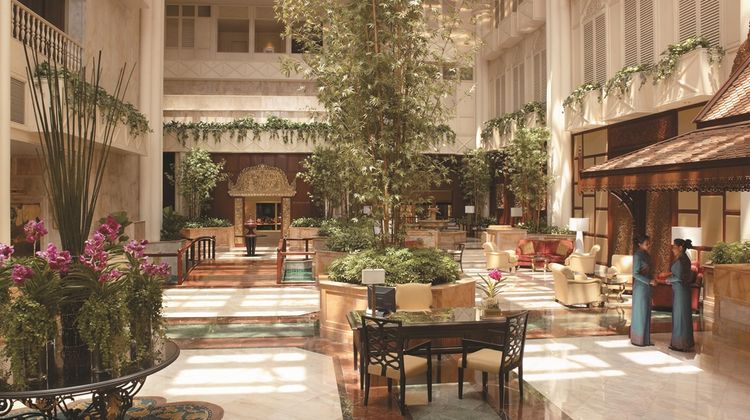 Shangri-La Hotel Bangkok Lobby