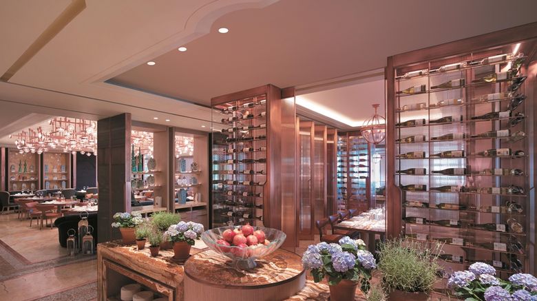 <b>Shangri-La Bosphorus, Istanbul Restaurant</b>. Images powered by <a href=https://www.travelagewest.com/Hotels/Istanbul/